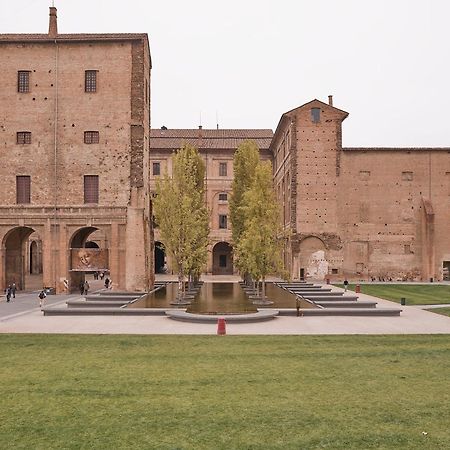 Luxury 6 Al Duomo Di Parma Lägenhet Exteriör bild